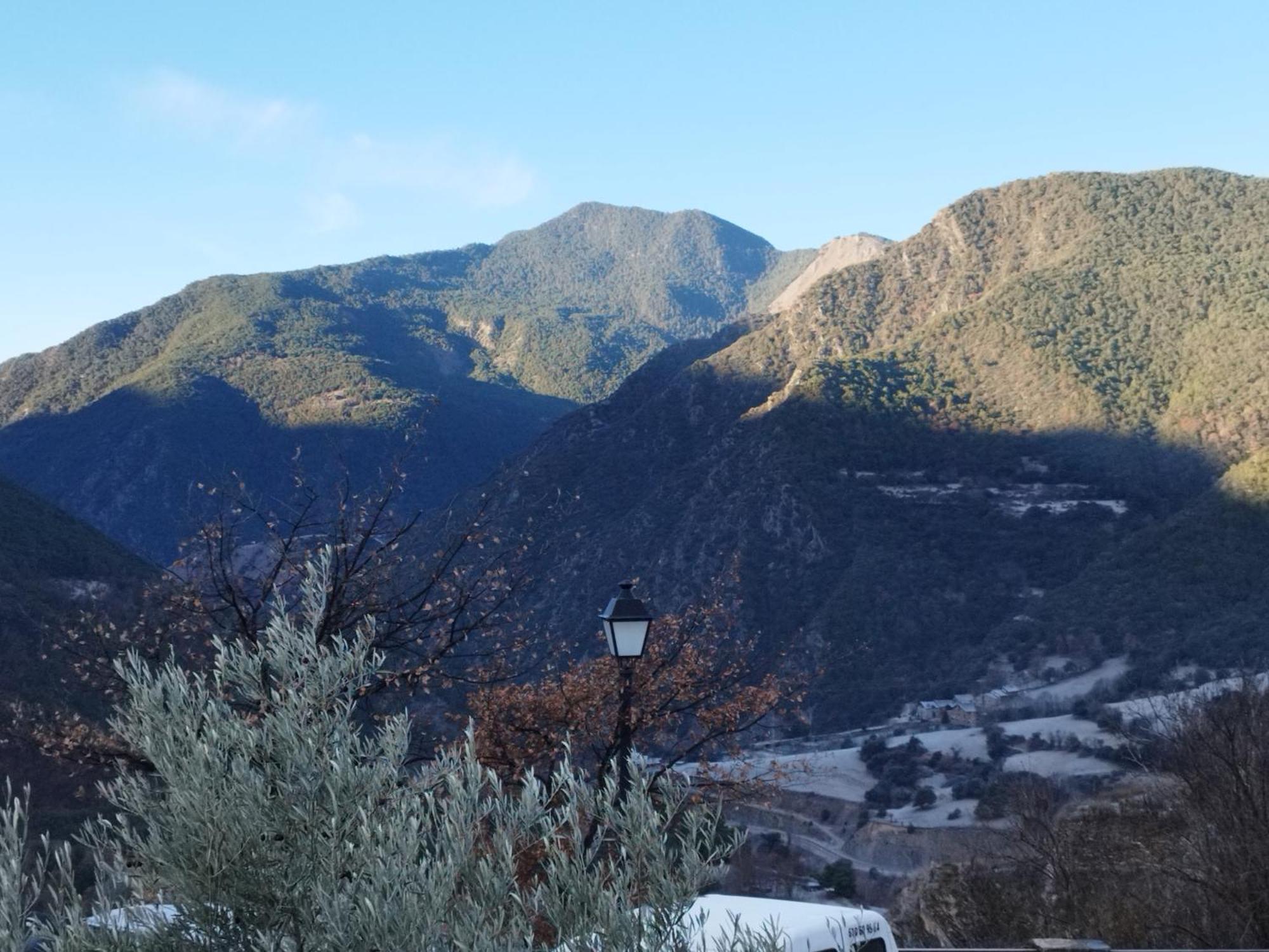 Tirvia Casa Rural La Comella المظهر الخارجي الصورة
