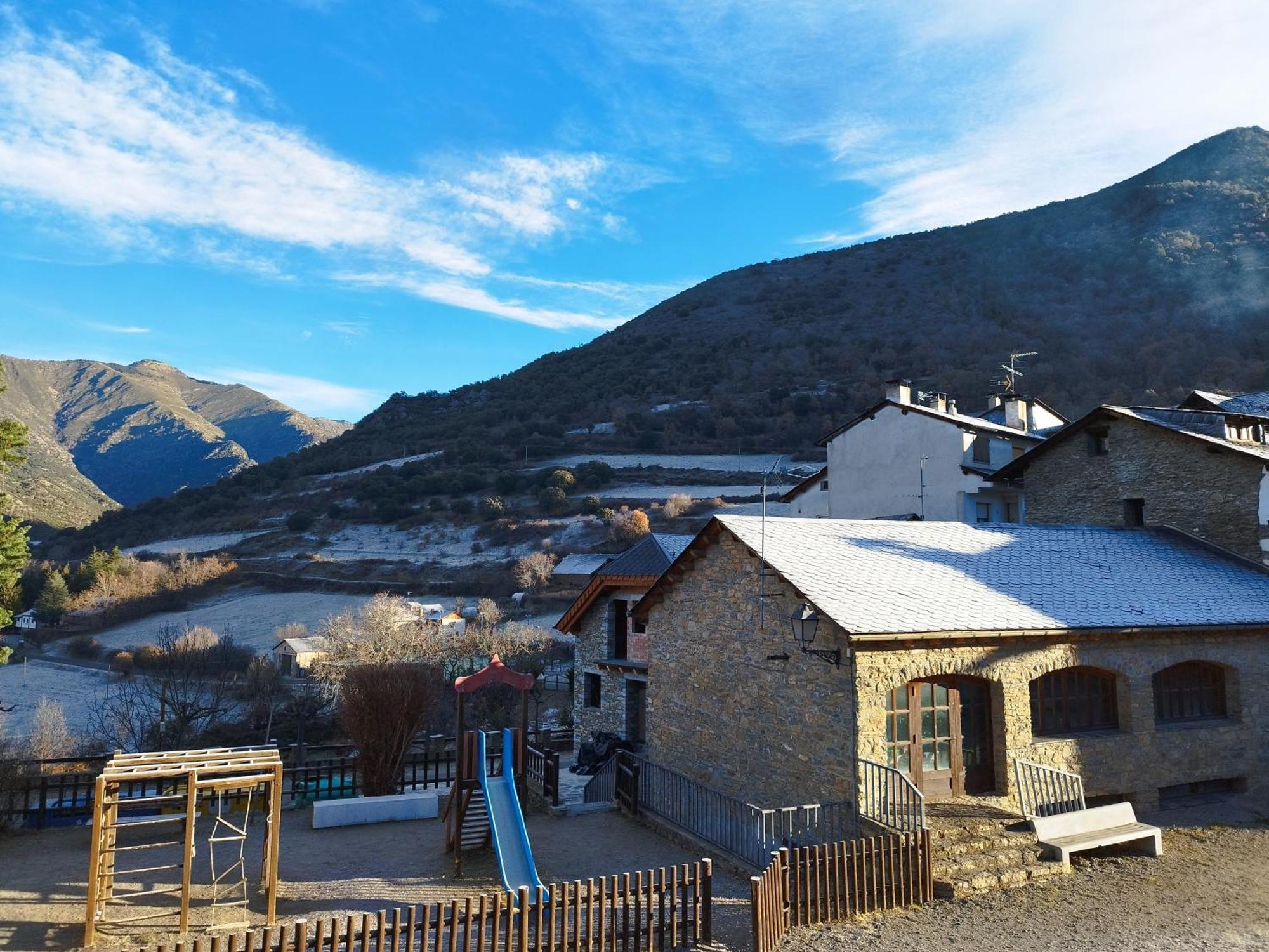 Tirvia Casa Rural La Comella المظهر الخارجي الصورة