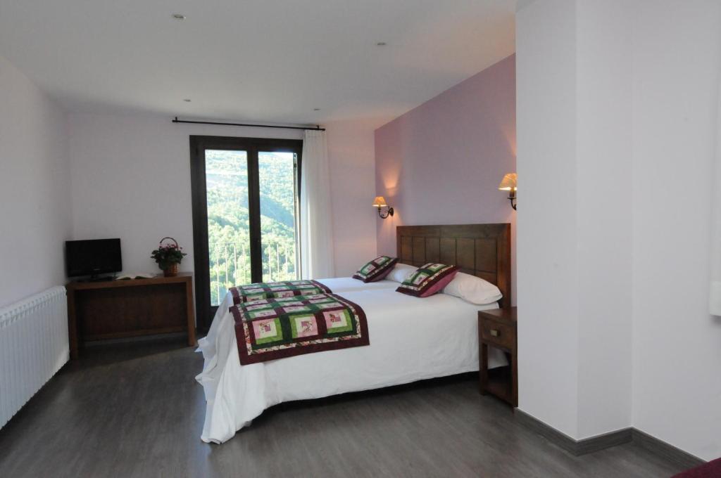 Tirvia Casa Rural La Comella الغرفة الصورة