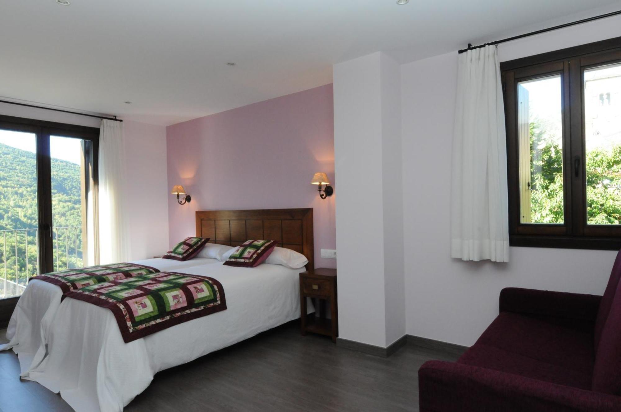 Tirvia Casa Rural La Comella المظهر الخارجي الصورة