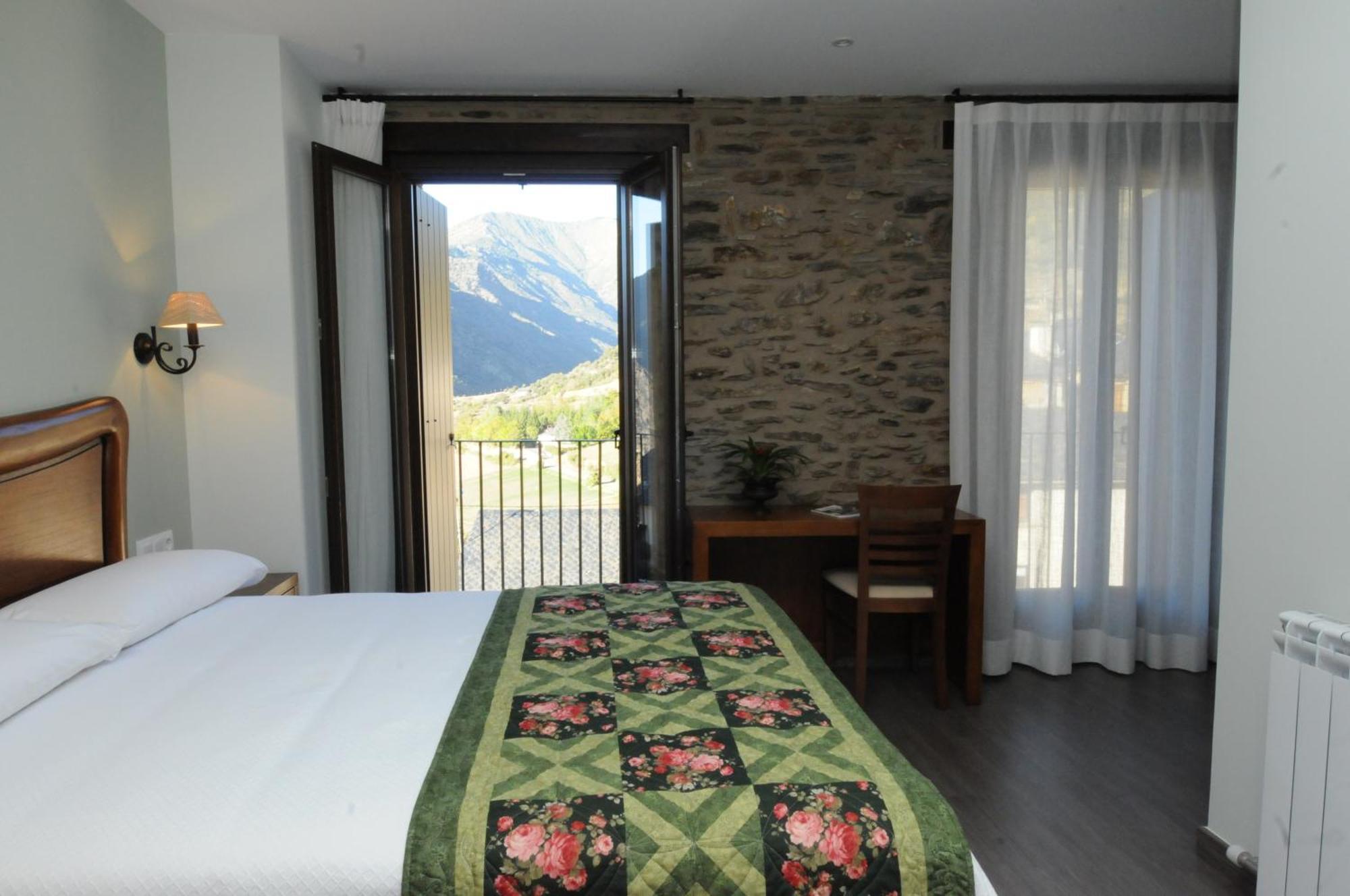 Tirvia Casa Rural La Comella المظهر الخارجي الصورة