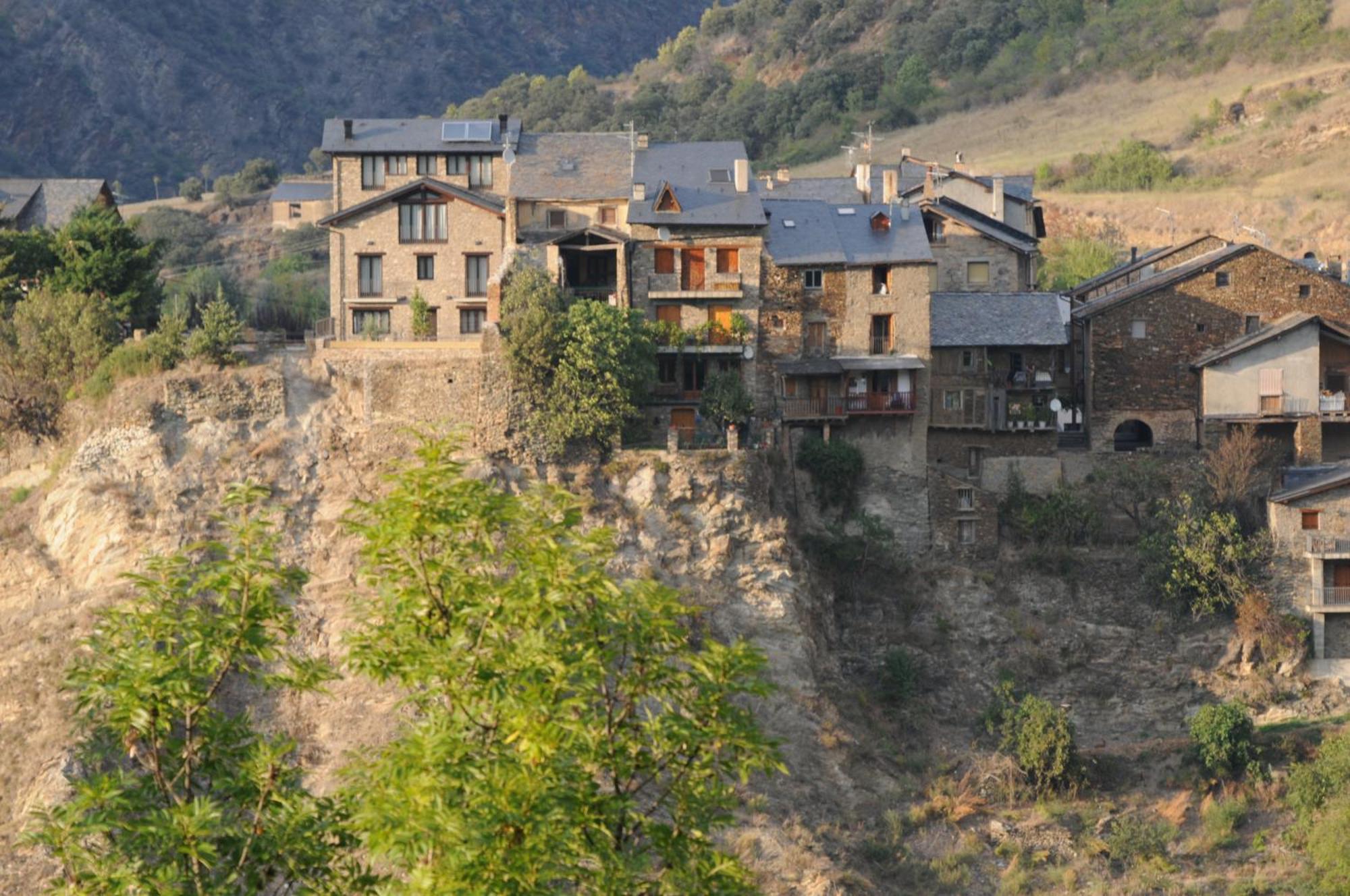 Tirvia Casa Rural La Comella المظهر الخارجي الصورة